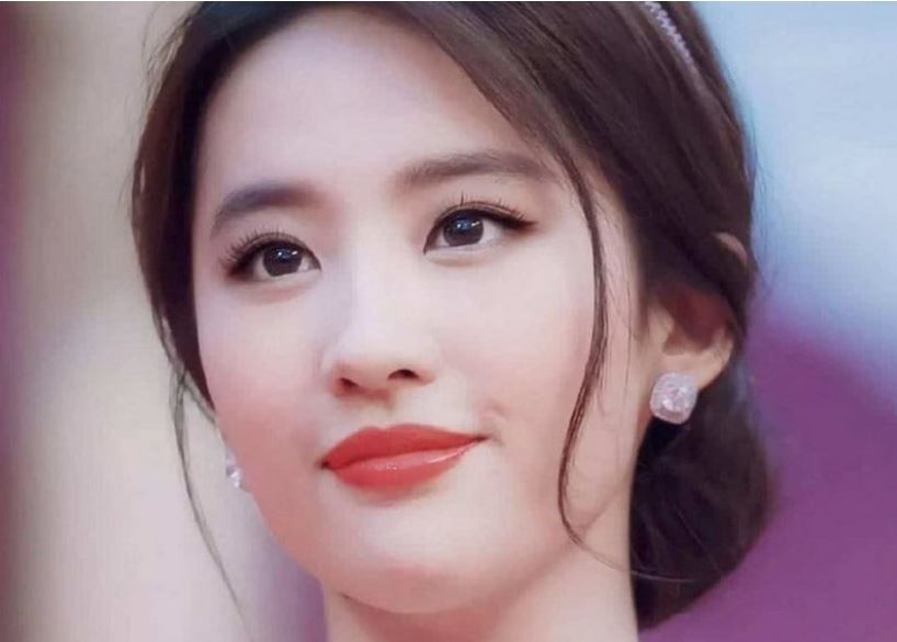 Vì sao đặc điểm môi lại liên quan đến thành công? Cơ sở khoa học và trải nghiệm thực tế