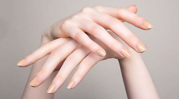 So sánh ý nghĩa ngón tay dài, ngắn theo giới tính, độ tuổi và nghề nghiệp